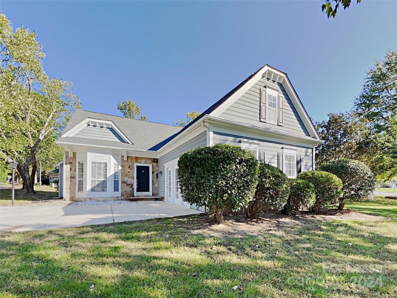 11909 Mourning Dove Lane