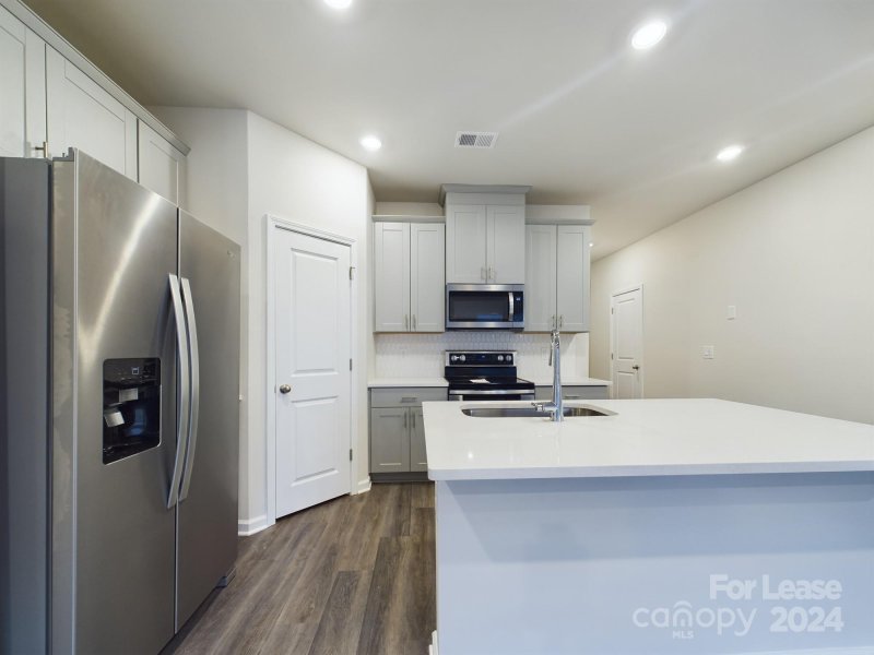 Property image 5 at 4133 County Down Avenue, Kannapolis, NC 28081