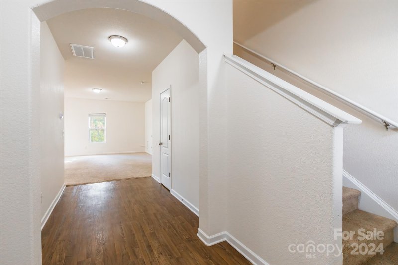 Property image 3 at 8127 Paw Club Drive, Charlotte, NC 28214