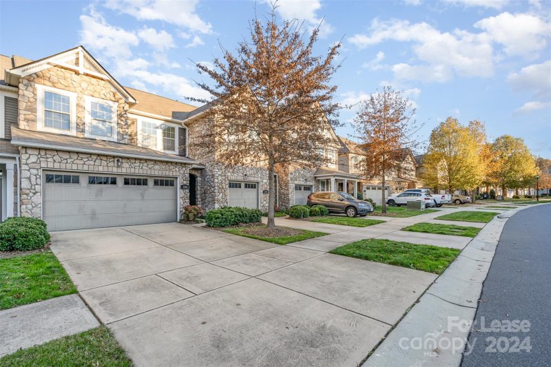 Property image 2 at 5654 Stonewells Drive, Charlotte, NC 28278