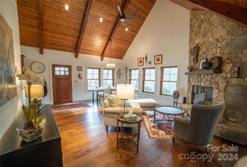 Property image 4 at 15 Miners Trace Road, Burnsville, NC 28714