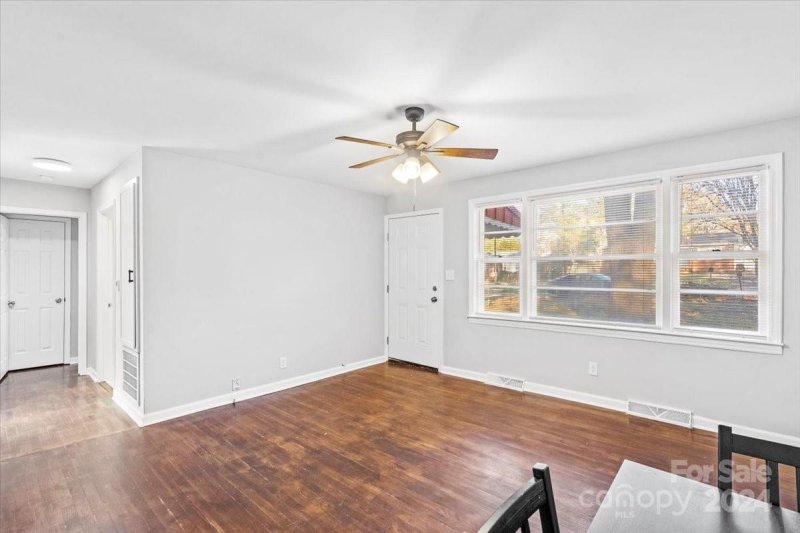 Property image 4 at 405 Telegraph Drive, Gastonia, NC 28056