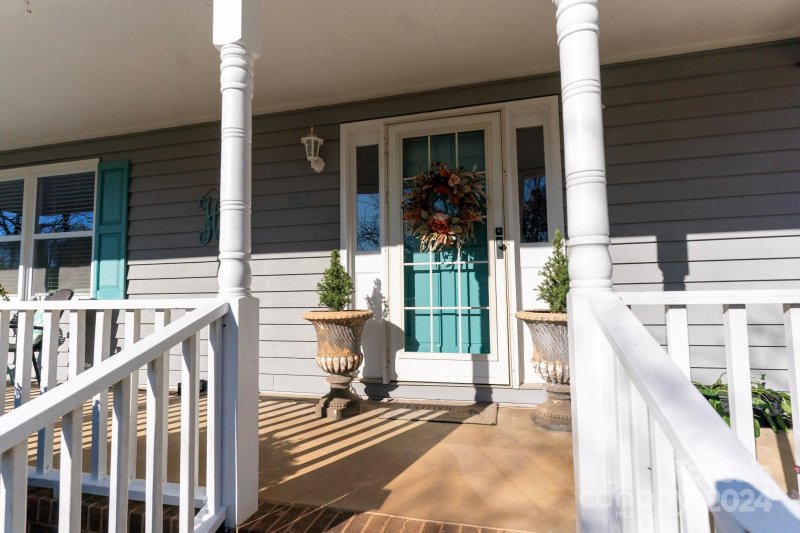 Property image 2 at 702 Pierce Avenue, Mount Holly, NC 28120