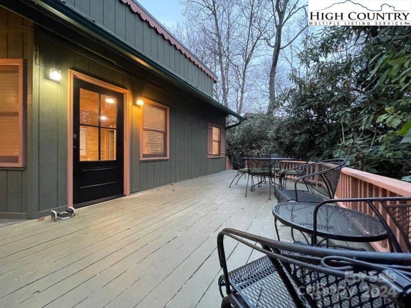 Property image 2 at 51 Dogwood Lane, Newland, NC 28657