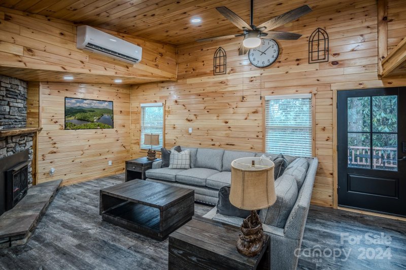 Property image 5 at 51 Dogwood Lane, Newland, NC 28657