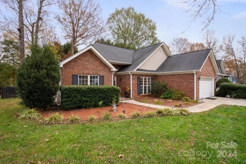 Property image 3 at 3637 Easthampton Drive, Gastonia, NC 28056