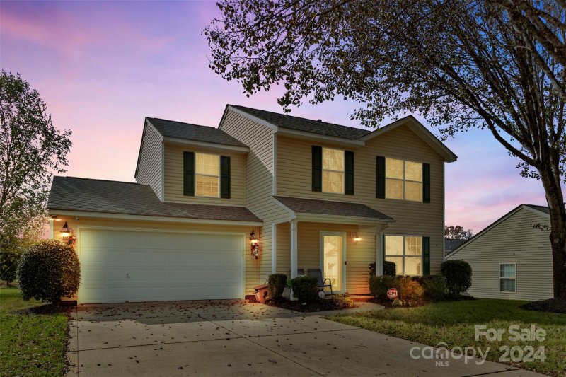 3923 Bitterroot Court