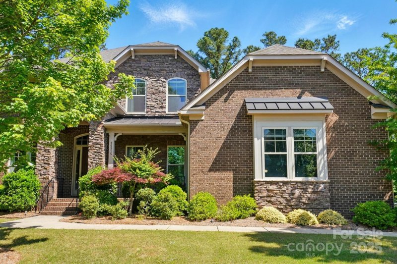 Property image 2 at 16515 Governors Club Court, Charlotte, NC 28278