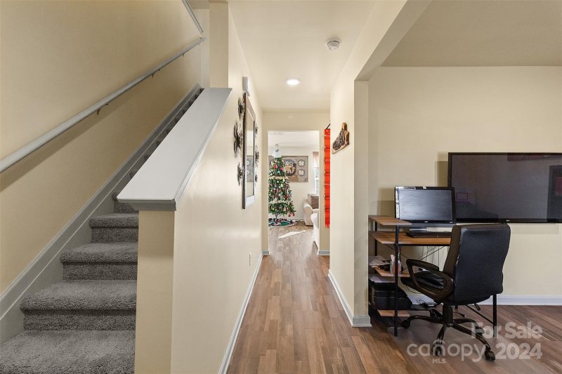 Property image 5 of 109 Vintage Woods Lane in Vintage Woods, Shelby, NC 28150