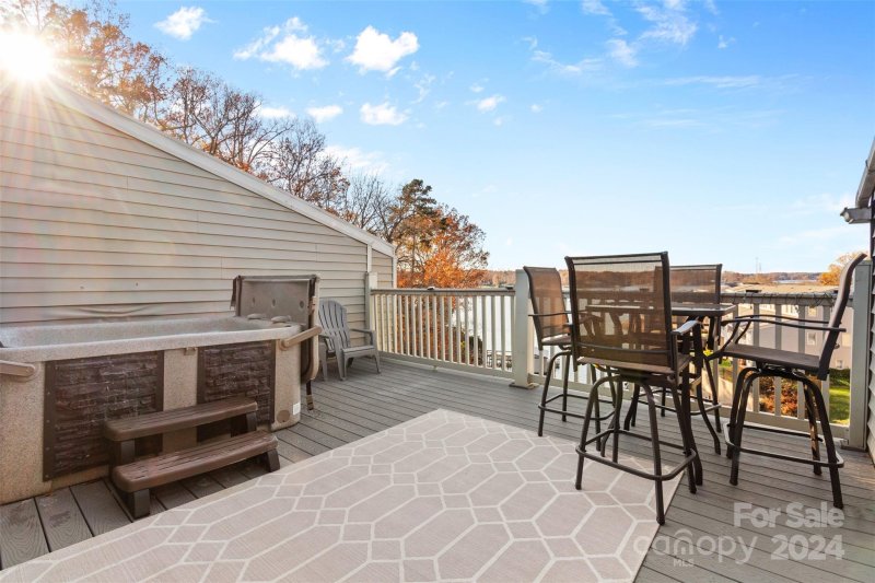 Property image 2 at 14610 Waterside Drive, Charlotte, NC 28278