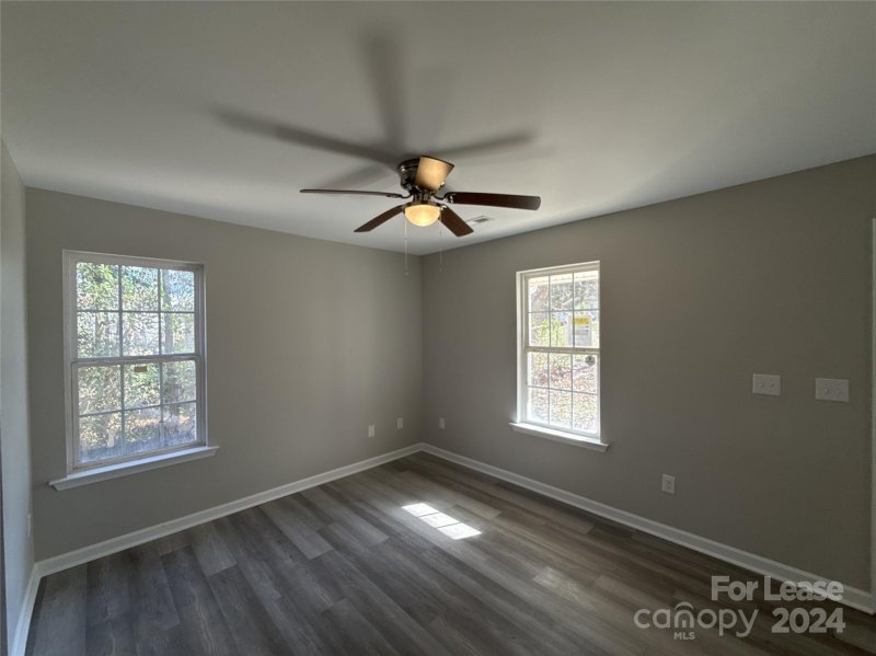Property image 2 at 1802 Sloan Drive, Charlotte, NC 28208