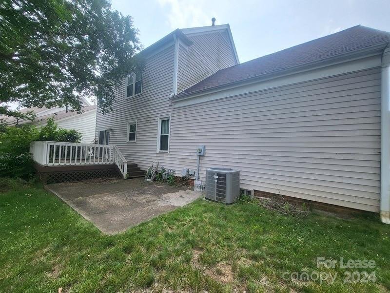 Property image 3 at 3413 Dairy Farm Lane, Charlotte, NC 28209