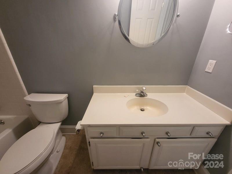 Property image 5 at 3413 Dairy Farm Lane, Charlotte, NC 28209