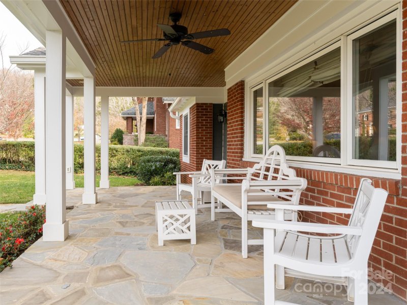 Property image 3 at 16 Griffing Boulevard, Asheville, NC 28804