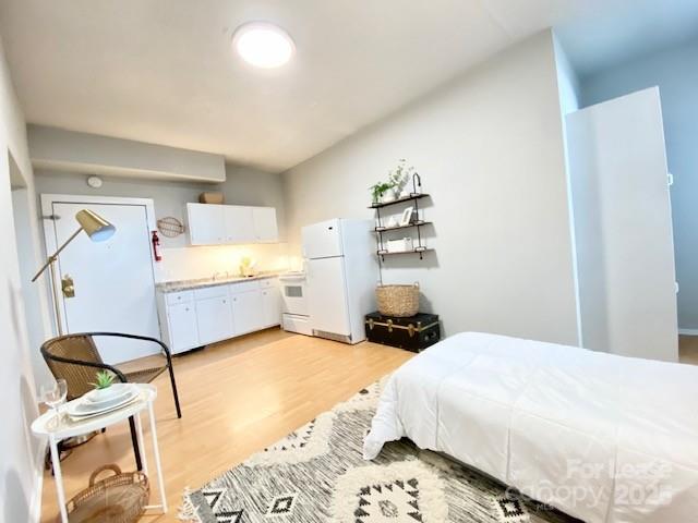 Property image 3 at 701 Louise Avenue, Charlotte, NC 28204