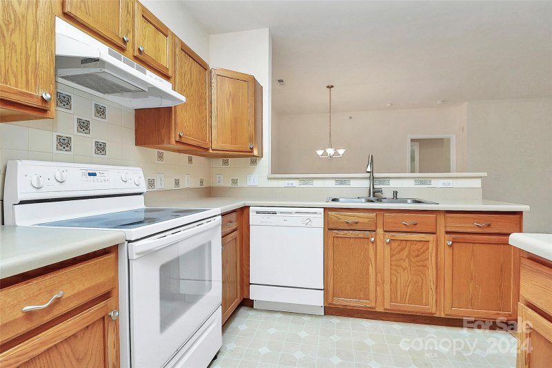 Property image 5 at 16316 Redstone Mountain Lane, Charlotte, NC 28277