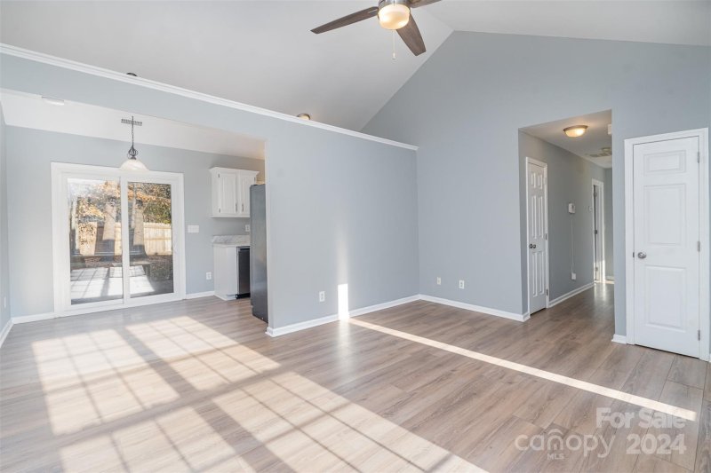 Property image 4 at 5704 Kirkdale Court, Charlotte, NC 28208