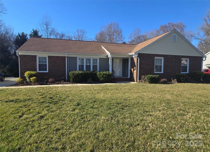 Property image 2 at 433 Pamela Street, Gastonia, NC 28054