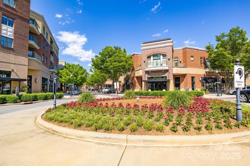 Property image 2 at 721 Governor Morrison Street, Charlotte, NC 28211