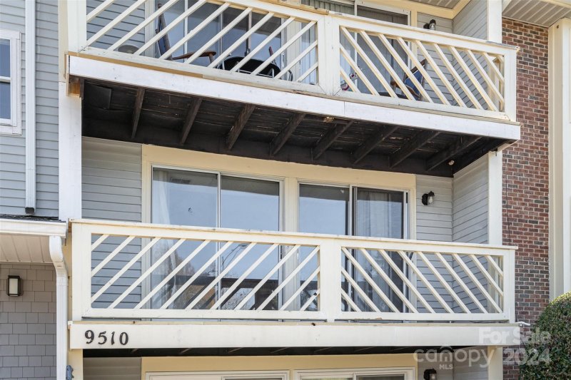 9510 Shannon Green Drive