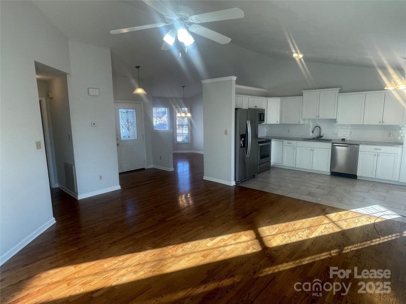 Property image 5 at 1444 Farmington Hills Drive, Conover, NC 28613