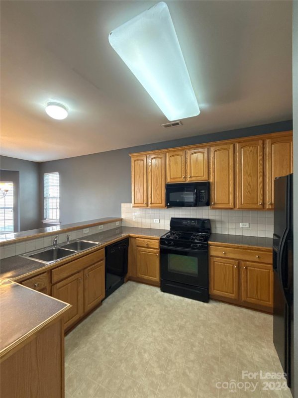 Property image 4 at 9033 Sedgewich Lane, Charlotte, NC 28277