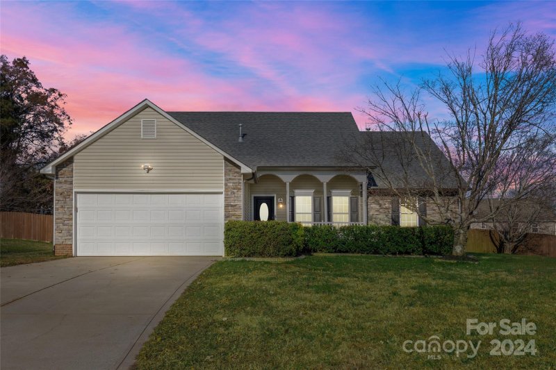 2934 Cripple Creek Court