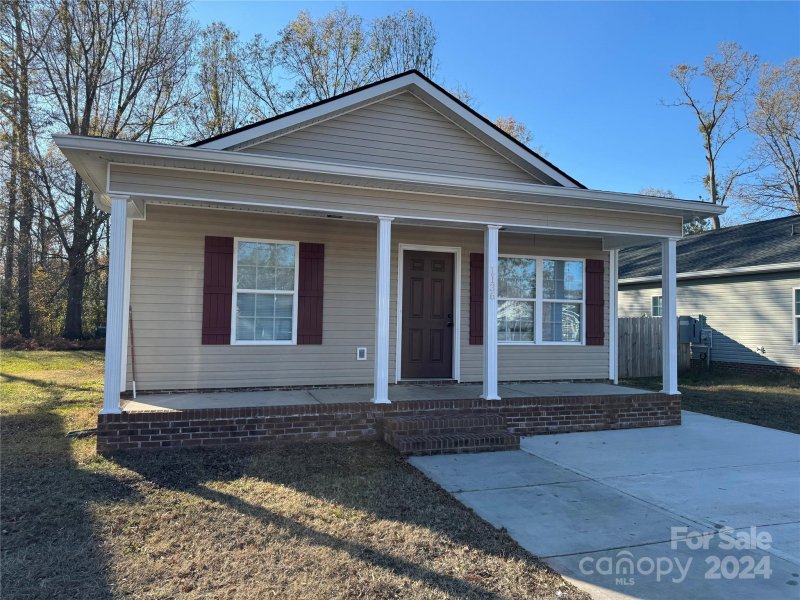 Property image 2 at 1136 Carolina Avenue Extension, Rock Hill, SC 29730