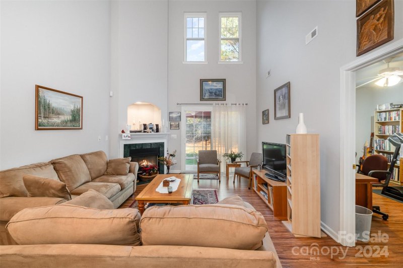 Property image 5 at 10730 Essex Hall Drive, Charlotte, NC 28277