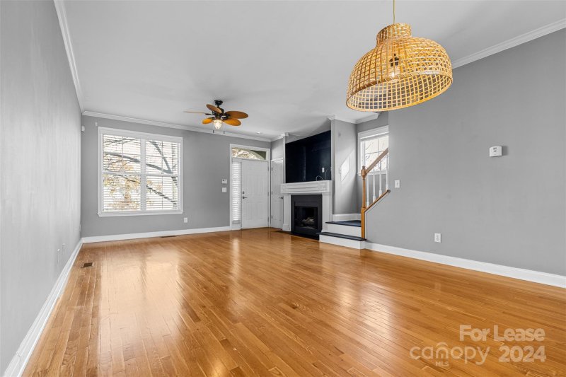 Property image 2 at 811 W 4th Street, Charlotte, NC 28202