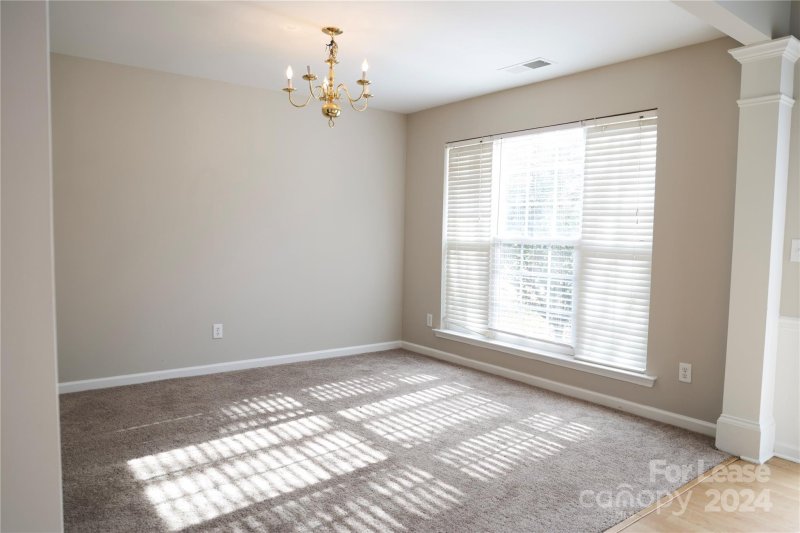 Property image 4 at 2739 Old Ironside Drive, Charlotte, NC 28213