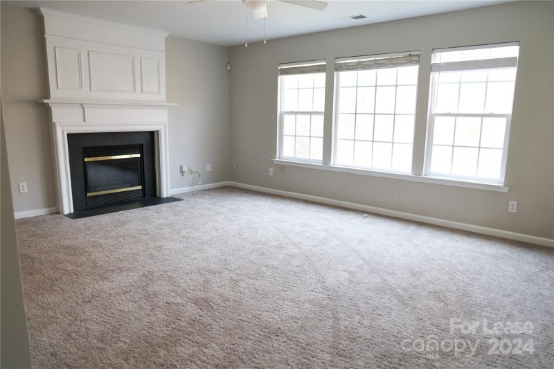 Property image 5 at 2739 Old Ironside Drive, Charlotte, NC 28213