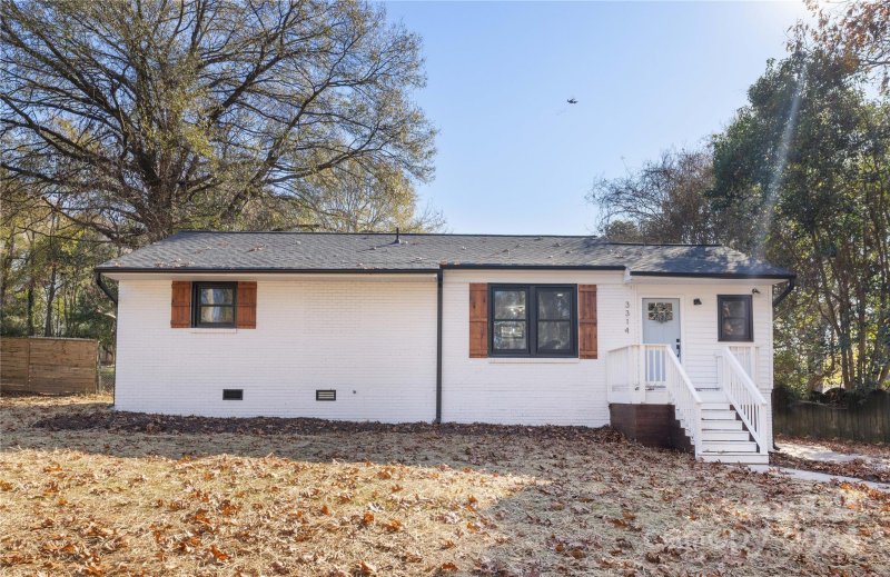 Property image 3 at 3314 Maywood Drive, Charlotte, NC 28205