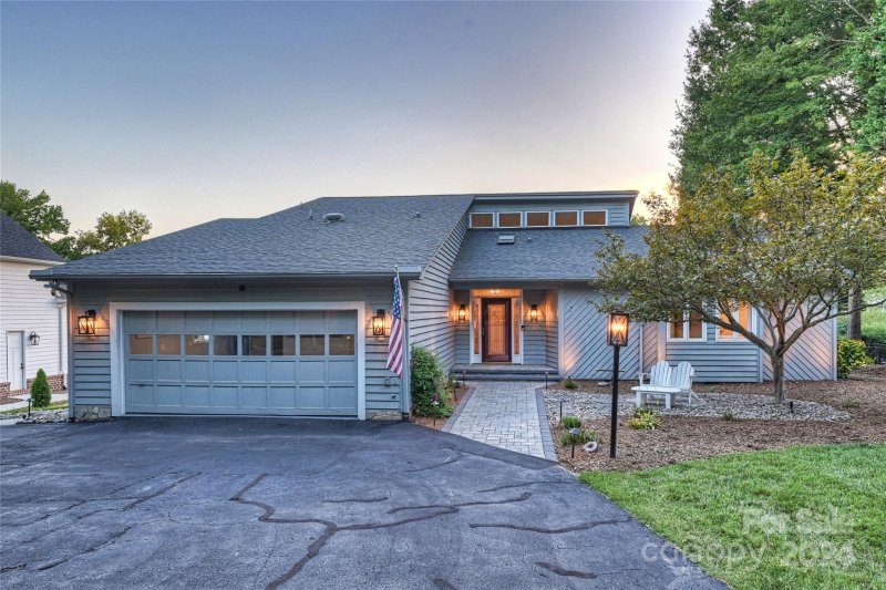 Property image 2 at 3795 Deer Run, Denver, NC 28037