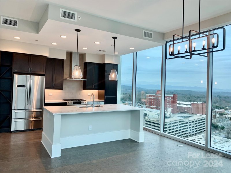 Property image 3 at 7 Patton Avenue, Asheville, NC 28801