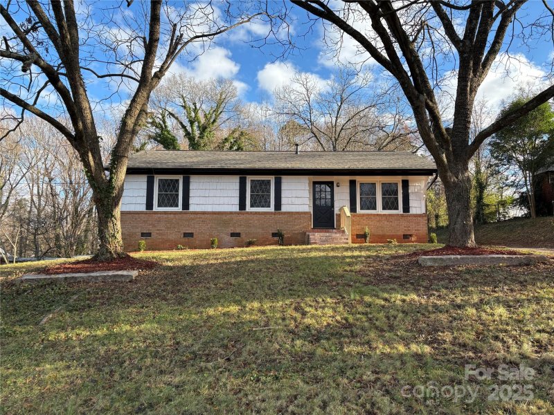 Property image 2 at 1327 Marble Street, Charlotte, NC 28208