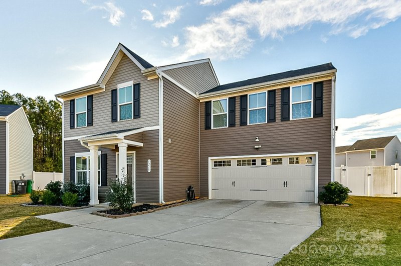 Property image 3 at 3218 Bouquet Street, Charlotte, NC 28215