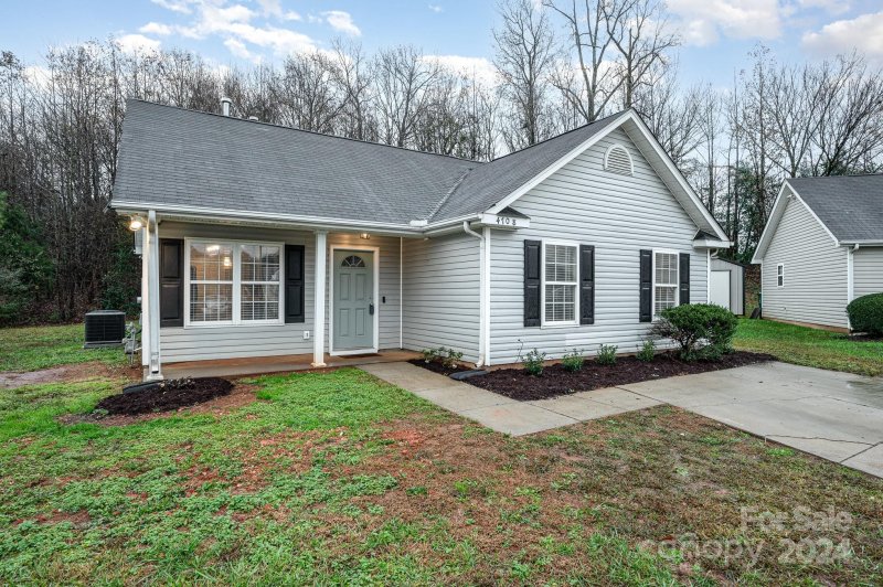 Property image 2 at 4708 Tumbleweed Court, Charlotte, NC 28208