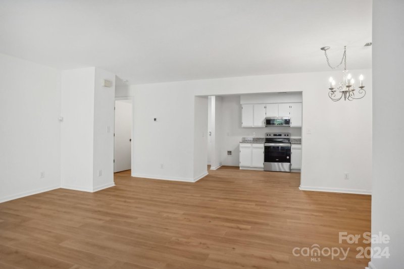 Property image 5 at 1032 Churchill Downs Court, Charlotte, NC 28211