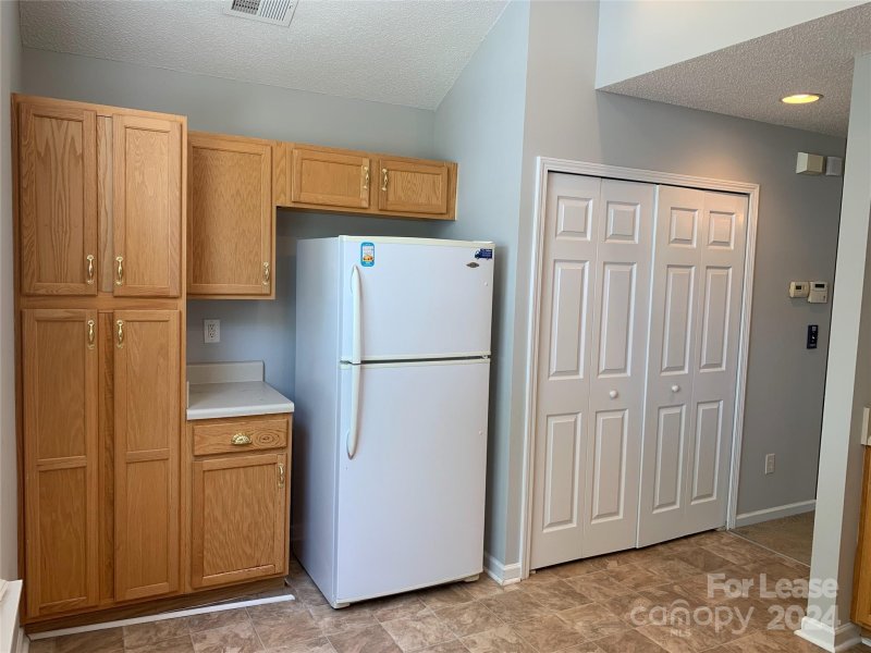 Property image 3 at 16741 Timber Crossing Road, Charlotte, NC 28213