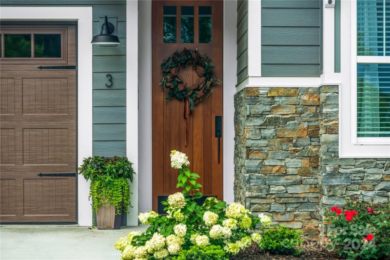 Property image 2 at 20 Heartleaf Circle, Arden, NC 28704