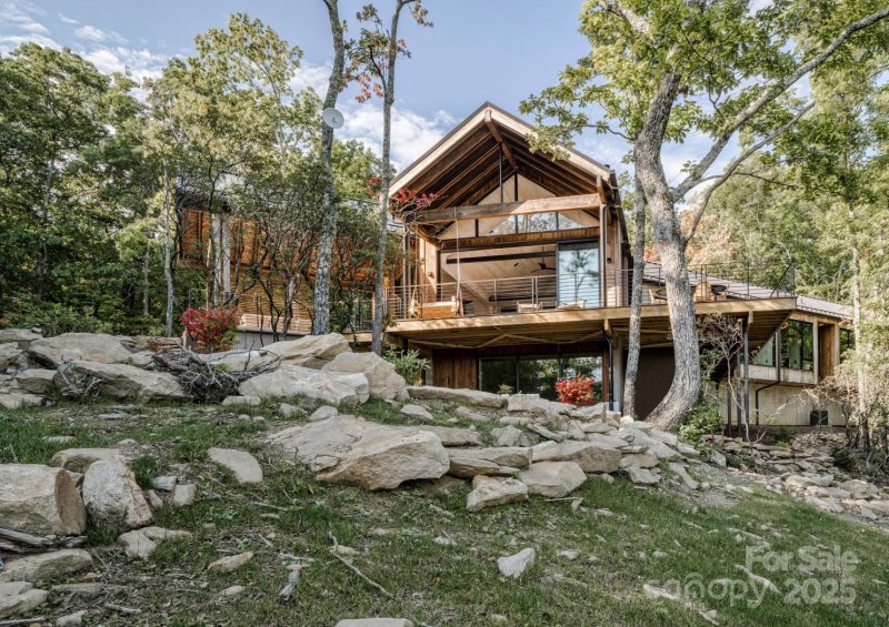 Property image 3 at 6 Oak Ridge Trail, Black Mountain, NC 28711