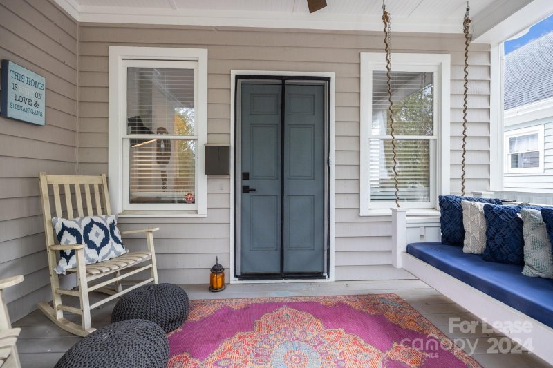 Property image 2 at 809 Woodruff Place, Charlotte, NC 28208