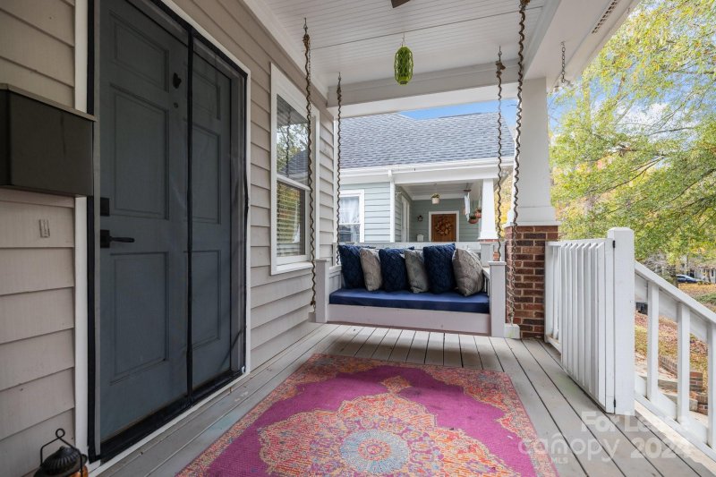 Property image 3 at 809 Woodruff Place, Charlotte, NC 28208