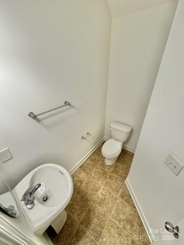 Property image 5 at 4541 Craigmoss Lane, Charlotte, NC 28278