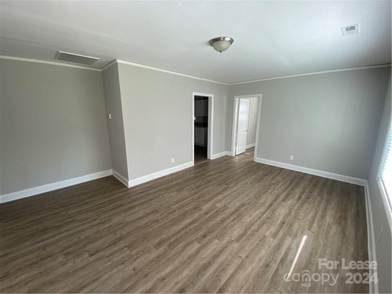 Property image 3 at 3110 Wynmore Place, Charlotte, NC 28208