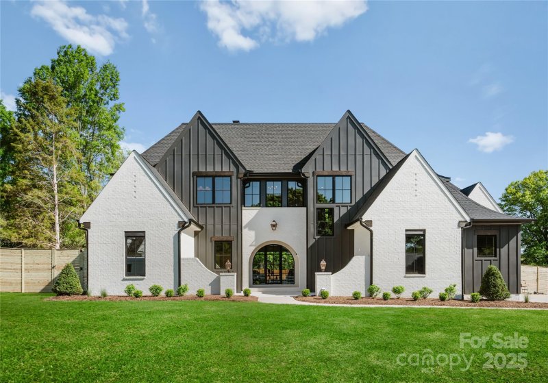 20400 Rainbow Circle