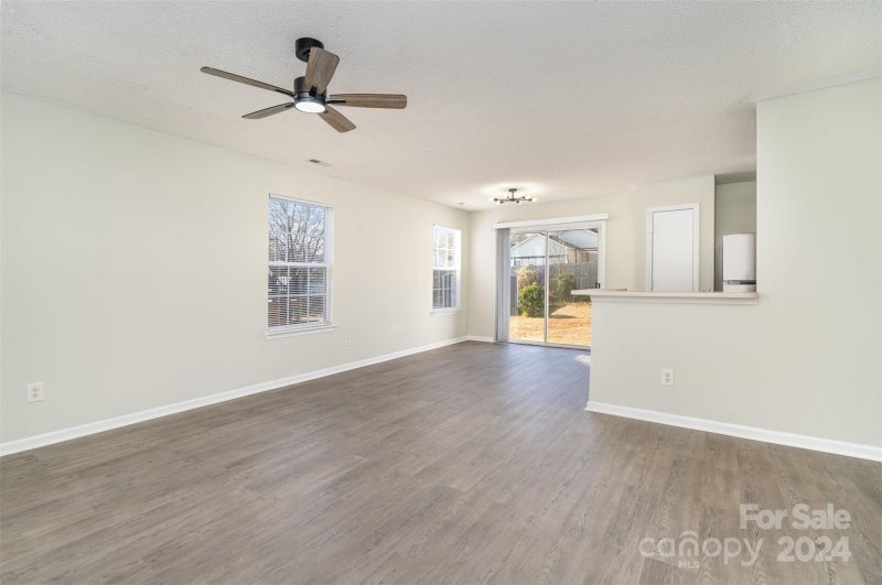 Property image 4 at 517 Pullman Street, Concord, NC 28025