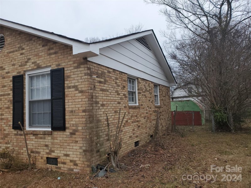 Property image 2 at 2824 Dalecrest Drive, Charlotte, NC 28269