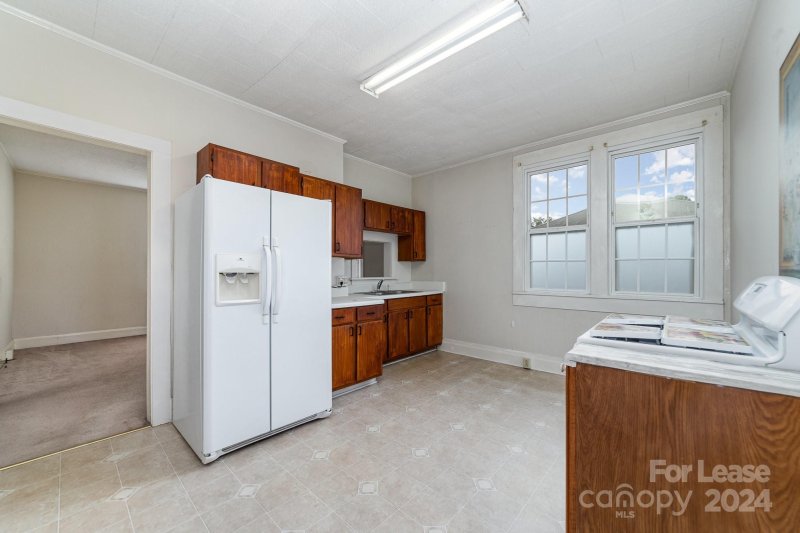 Property image 5 at 2452 Milton Avenue, Gastonia, NC 28052